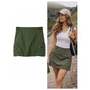 Athleta Trekkie Cargo Skort Olive Green Size 12 Zip Pocket Hiking Travel